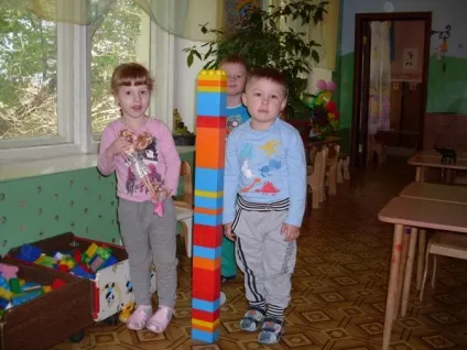 Один день з життя дитячого саду (життя) Один день з життя дитячого саду