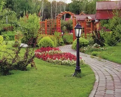 Оформлення вхідної зони дачного будинку (вхідний) Оформлення вхідної зони дачного будинку