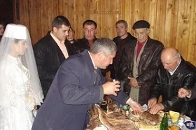Осетинська весілля традиції і обряди (Осетинська весілля традиції) Осетинська весілля традиції і обряди