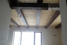 Оздоблення стелі в дерев'яному будинку фото матеріалів, варіанти своїми руками, фанерою і ламінатом, (будинку) Оздоблення стелі в дерев'яному будинку фото матеріалів, варіанти своїми руками, фанерою і ламінатом,