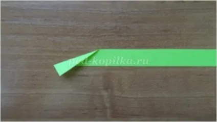 Листівка з паперовими трояндами своїми руками (своїми) Листівка з паперовими трояндами своїми руками