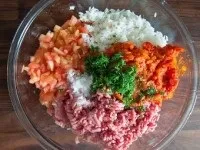 Як готувати голубці з фаршем і рисом в підливі
