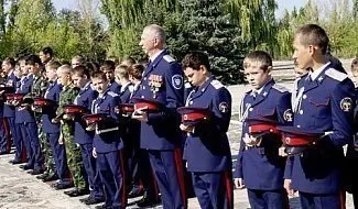 Кадетська освіту за і проти