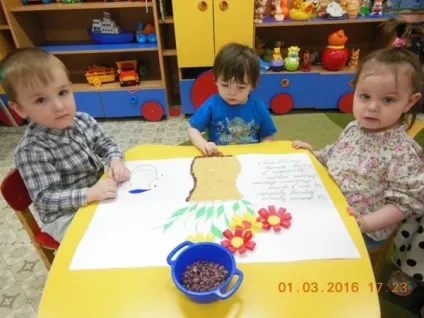 Плакат на 8 березня в школі і в дитячому саду своїми руками - як оформити стінгазету для колег і
