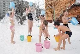Чому холодна вода - зовсім «не холодна» або правда про загартовування