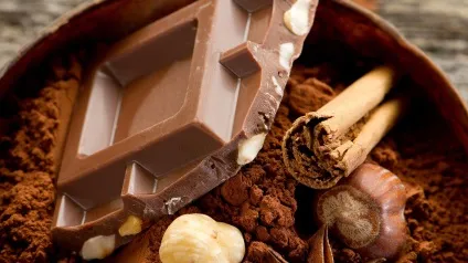Користь і шкода чорного шоколаду, склад, харчова цінність шоколаду і його застосування в косметології