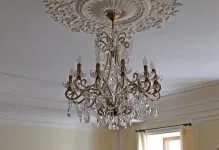 Стеля з пінопласту панелі своїми руками, як зробити фото, як прикріпити декор, квадрати (стелю) Стеля з пінопласту панелі своїми руками, як зробити фото, як прикріпити декор, квадрати