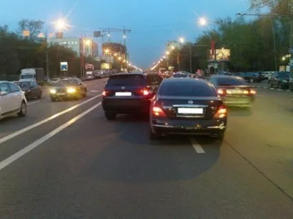 Правила перестроювання по смугах з ряду в ряд по пдд (правила) Правила перестроювання по смугах з ряду в ряд по пдд