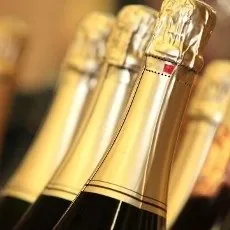 Продаж шампанського, купити шампанське і ігристе вино в магазині winestyle