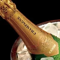 Продаж шампанського, купити шампанське і ігристе вино в магазині winestyle