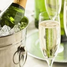 Продаж шампанського, купити шампанське і ігристе вино в магазині winestyle
