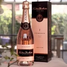 Продаж шампанського, купити шампанське і ігристе вино в магазині winestyle
