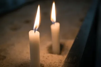 Приворот на свічках для залучення хлопця або повернення чоловіка (приворот) Приворот на свічках для залучення хлопця або повернення чоловіка