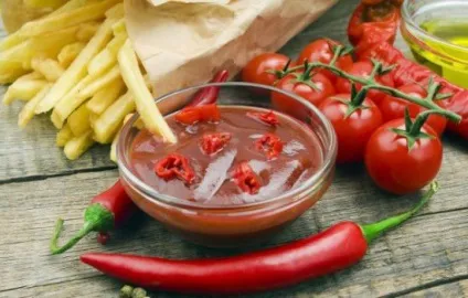 Як і з яких інгредієнтів можна зробити смачний домашній кетчуп на (зробити) Як і з яких інгредієнтів можна зробити смачний домашній кетчуп на