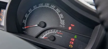 Перевіряємо, яких жертв вимагає toyota iq