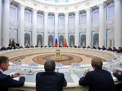 Путін, 40 олігархів і Набіулліна як проходила таємна вечеря в кремлі - політика, Україна (вечеря) Путін, 40 олігархів і Набіулліна як проходила таємна вечеря в кремлі - політика, Україна
