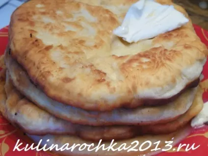 Рецепт хачапурі з картоплею на сковороді - готуємо смачно, красиво і по-домашньому! (Сковороді) Рецепт хачапурі з картоплею на сковороді - готуємо смачно, красиво і по-домашньому!