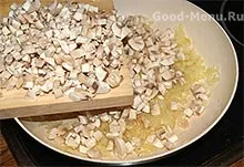 Рулет з кабачків з сиром і грибами - рецепт з покроковими фото (сиром) Рулет з кабачків з сиром і грибами - рецепт з покроковими фото
