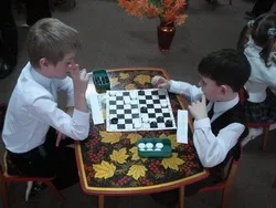 Батькам про шашках на