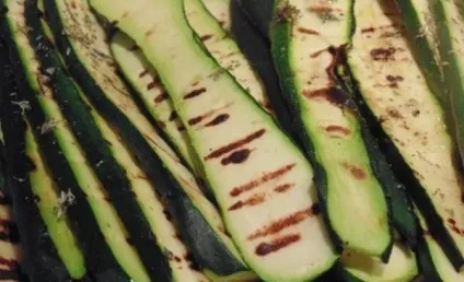 Рулетики з кабачків з начинкою (з сиром, куркою) рецепти (кабачків) Рулетики з кабачків з начинкою (з сиром, куркою) рецепти