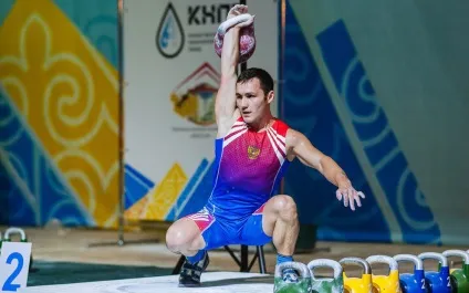 Ривок гирі - правильна техніка виконання руху, 32plus32 гирьовий спорт (загальний центр ваги) Ривок гирі - правильна техніка виконання руху, 32plus32 гирьовий спорт