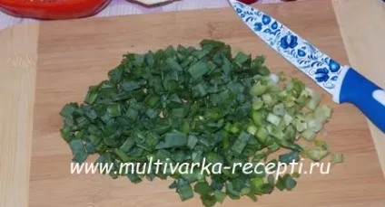 Салат з редису, капусти, перцю і огірків (перцю) Салат з редису, капусти, перцю і огірків