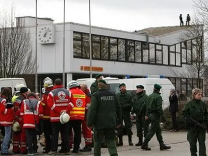 Найбільші вбивства в школах за останні 40 років (52 фото) - Трініксі (поліції) Найбільші вбивства в школах за останні 40 років (52 фото) - Трініксі