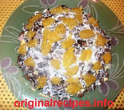 Салат з копченої курки з грибами та апельсинами, оригінальні рецепти (салат з копченої курки з грибами та апельсинами рецепт з покроковими фотографіями) Салат з копченої курки з грибами та апельсинами, оригінальні рецепти