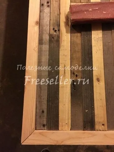 Саморобний лакований стіл на металевому каркасі - меблі своїми руками - столи (смола) Саморобний лакований стіл на металевому каркасі - меблі своїми руками - столи