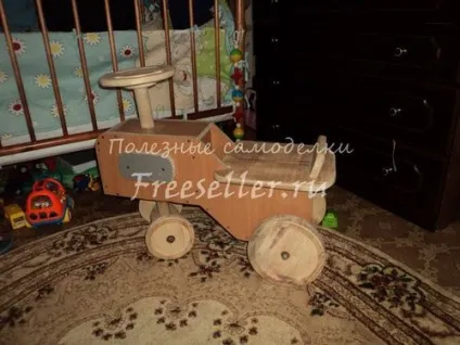 Саморобний дерев'яний трактор - саморобки для дітей (саморобний) Саморобний дерев'яний трактор - саморобки для дітей