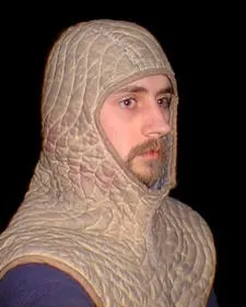 Шиємо підшоломник - swordmaster