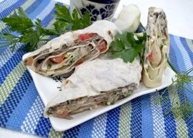 Шаурма своїми руками - рецепт з фото (рецепт) Шаурма своїми руками - рецепт з фото