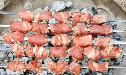 Шашлик по-Карський класичний рецепт з фото, смачний соус