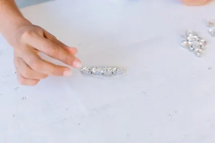 Шикарні сережки з страз своїми руками (diy)
