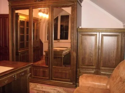 Шафи з дерева розкіш або необхідність (дерева) Шафи з дерева розкіш або необхідність