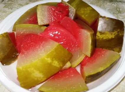 Як маринувати кавуни в банках на зиму, рецепти з фото (зиму) Як маринувати кавуни в банках на зиму, рецепти з фото