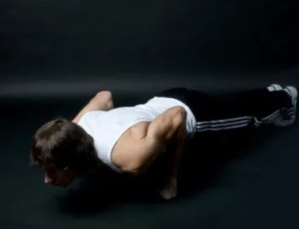 Як накачати верх грудей за допомогою віджимань, wolf workout (грудей) Як накачати верх грудей за допомогою віджимань, wolf workout
