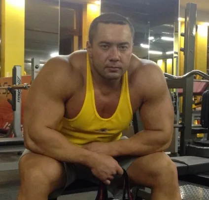 Як накачати ноги без присідань зі штангою - fitness guide (задню поверхні стегна) Як накачати ноги без присідань зі штангою - fitness guide