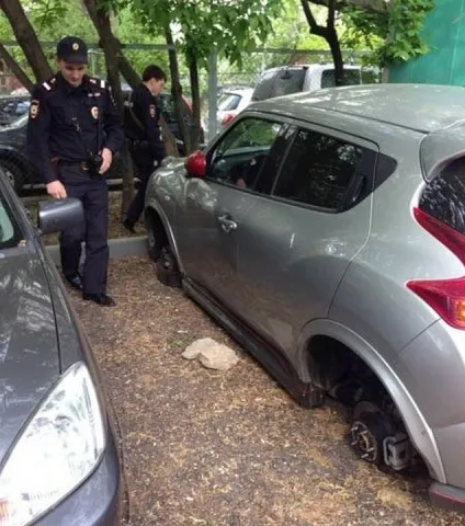 Як ми автомобільних злодіїв ловили (заднє сидіння газелі) Як ми автомобільних злодіїв ловили