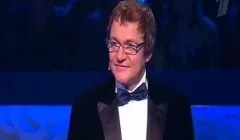 З якою метою чоловік йде до річки