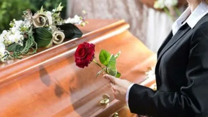 Сонник людина в труні уві сні до чого сниться людина в труні (чого) Сонник людина в труні уві сні до чого сниться людина в труні