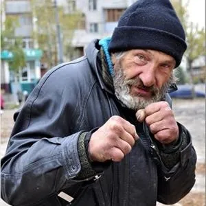 Сонник пристає чоловік