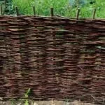 Будуємо оригінальні і незвичайні паркани своїми руками - фото і відео (фото) Будуємо оригінальні і незвичайні паркани своїми руками - фото і відео