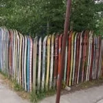 Будуємо оригінальні і незвичайні паркани своїми руками - фото і відео (руками) Будуємо оригінальні і незвичайні паркани своїми руками - фото і відео