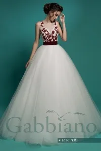Весільна сукня Адалі