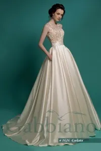 Весільна сукня Адалі