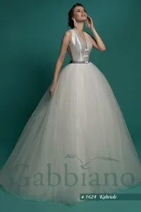 Весільна сукня Адалі