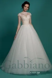 Весільна сукня Адалі