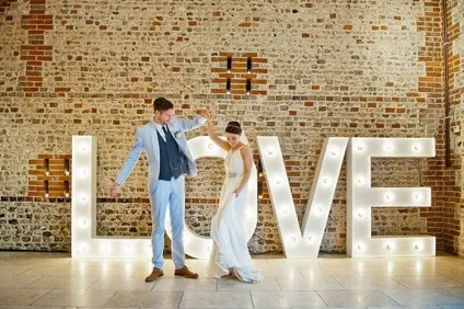 Весільна фотосесія в студії цікаві та оригінальні ідеї (цікаві) Весільна фотосесія в студії цікаві та оригінальні ідеї
