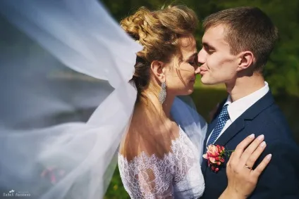 Весільна фотосесія навесні - ідеї на кожен місяць (весільна) Весільна фотосесія навесні - ідеї на кожен місяць